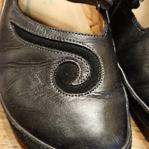 Naot Matai Mary Jane Leather Black Swirl Shoes Size 37 - Picture 7 of 11